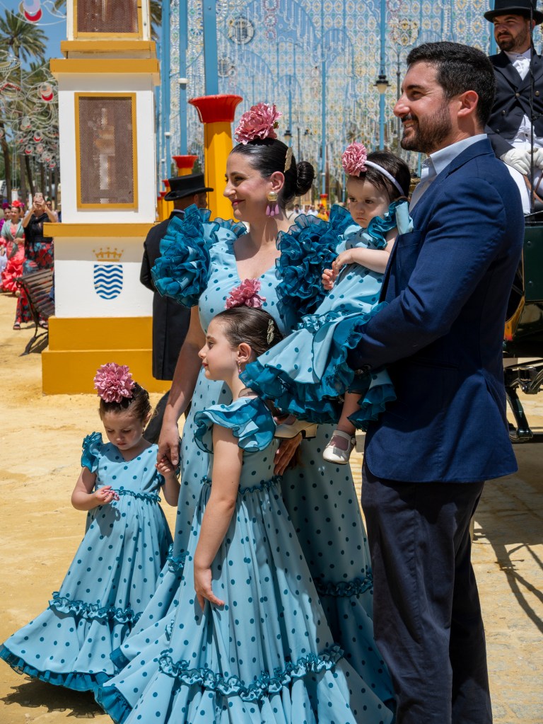 Retrato de flamenca en la Feria del Caballo de Jerez, estudio Sampedro